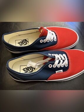 Vans Authentic Low Lace Up Color block Womens Blue/Red Shoes!!(Size 8)